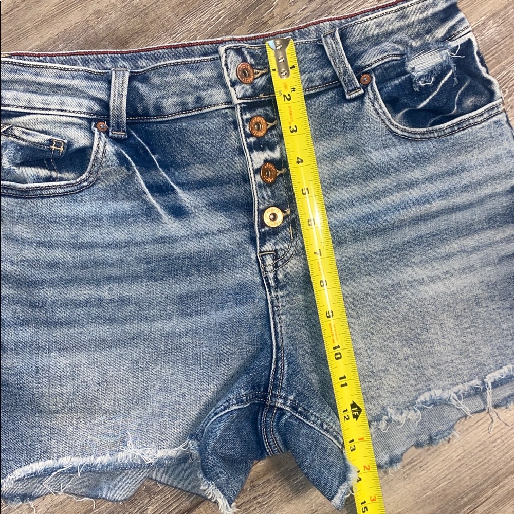 EUC MAURICES Edgely Stretch Button Fly Denim Shorts 12 - Picture 3 of 6
